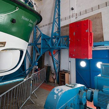 Station de sauvetage en mer de la commune dEtel, sise dans lextrémité sud du quai sur la rivière dEtel