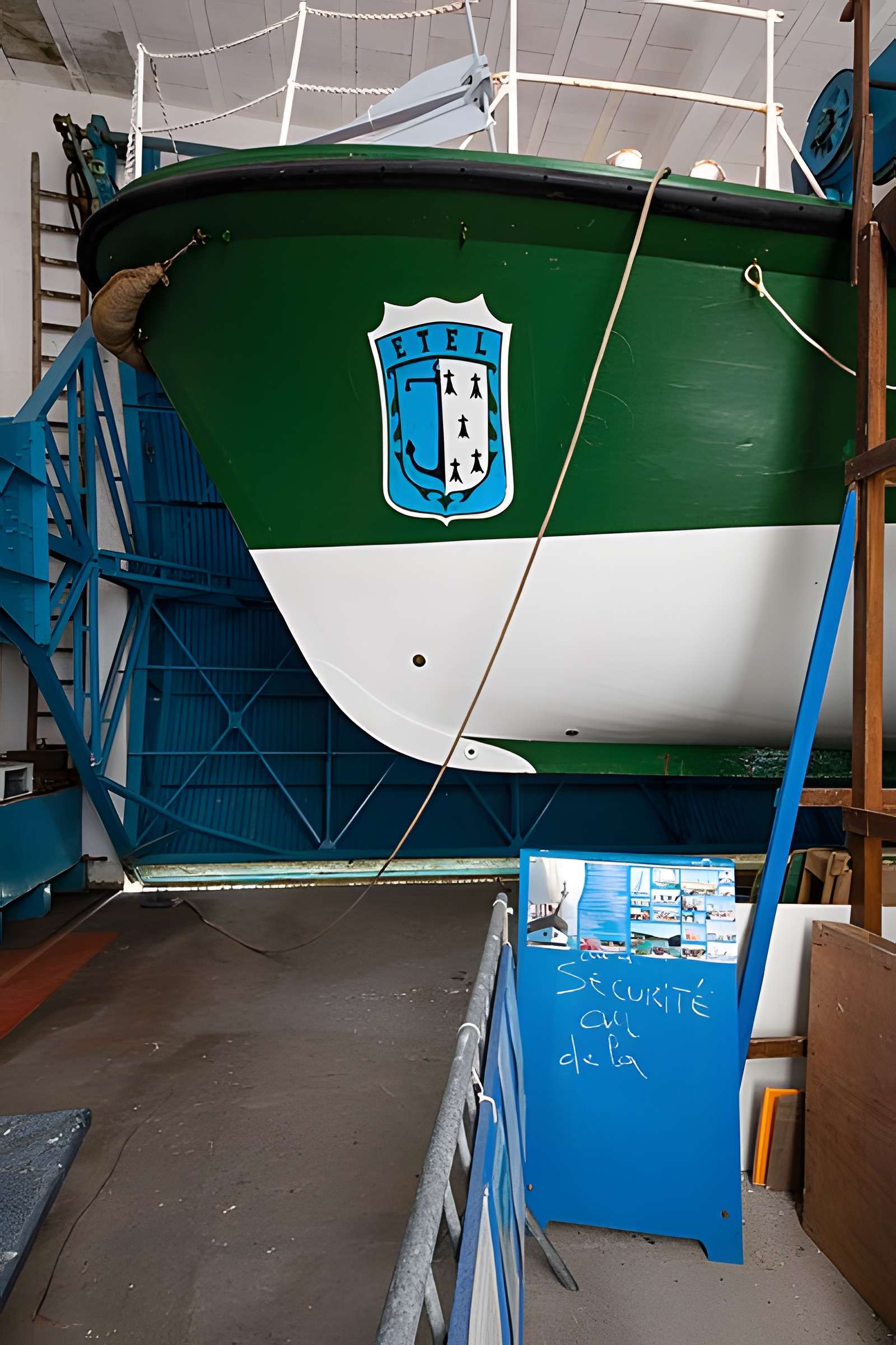 Station de sauvetage en mer de la commune d'Etel, sise dans l'extrémité sud du quai sur la rivière d'Etel