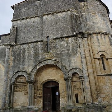 Église Saint-Pierre de Gémozac