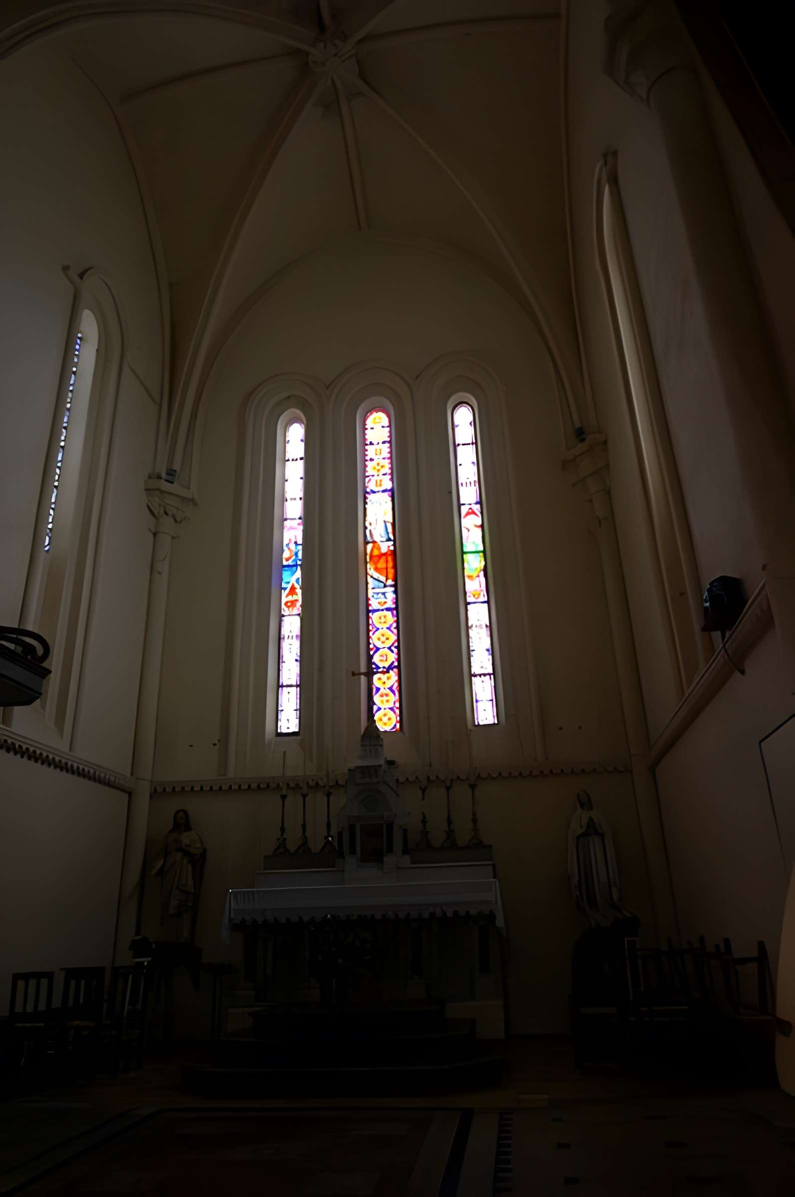 Église Saint-Pierre de Gémozac