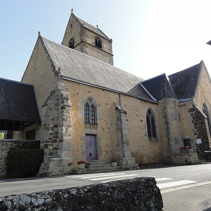 Photo de Église Saint-Pierre de Gesnes-le-Gandelin