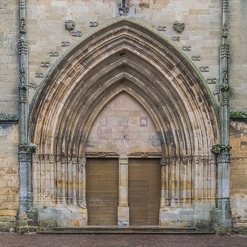 Église Saint-Pierre de Gourdon
