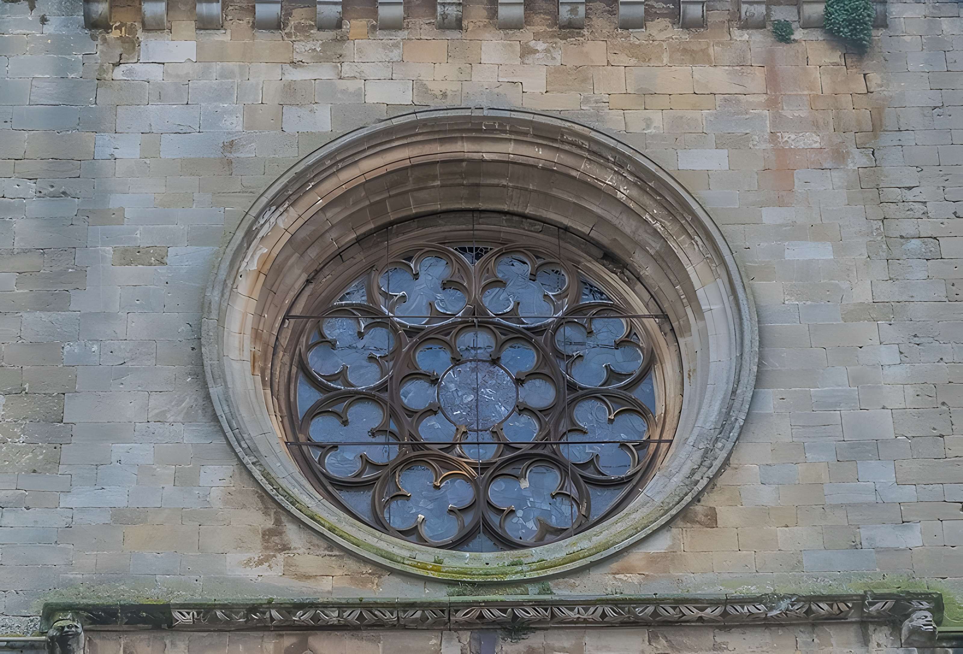 Église Saint-Pierre de Gourdon
