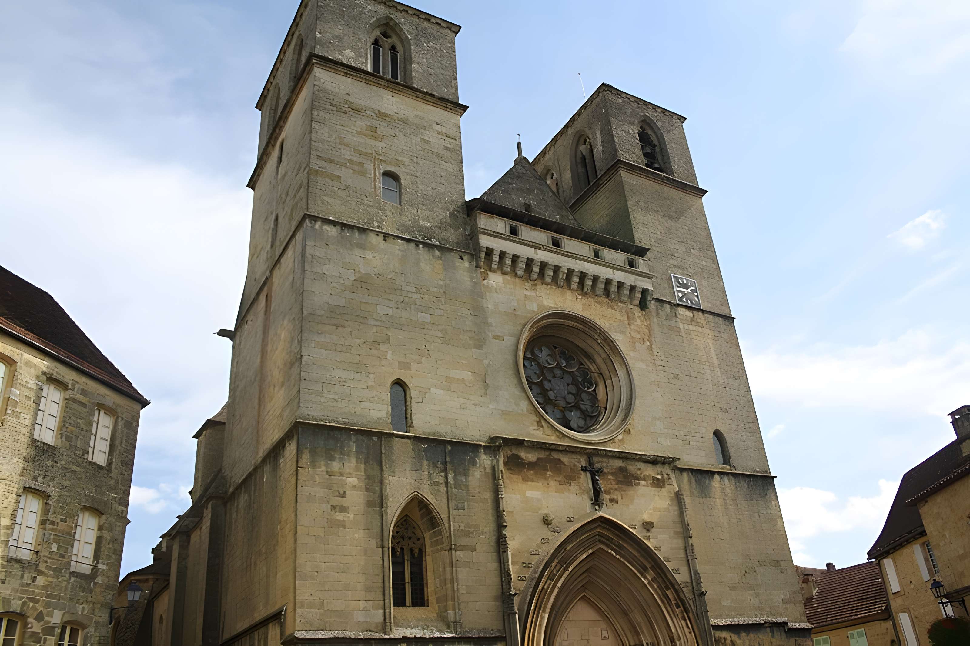Église Saint-Pierre de Gourdon