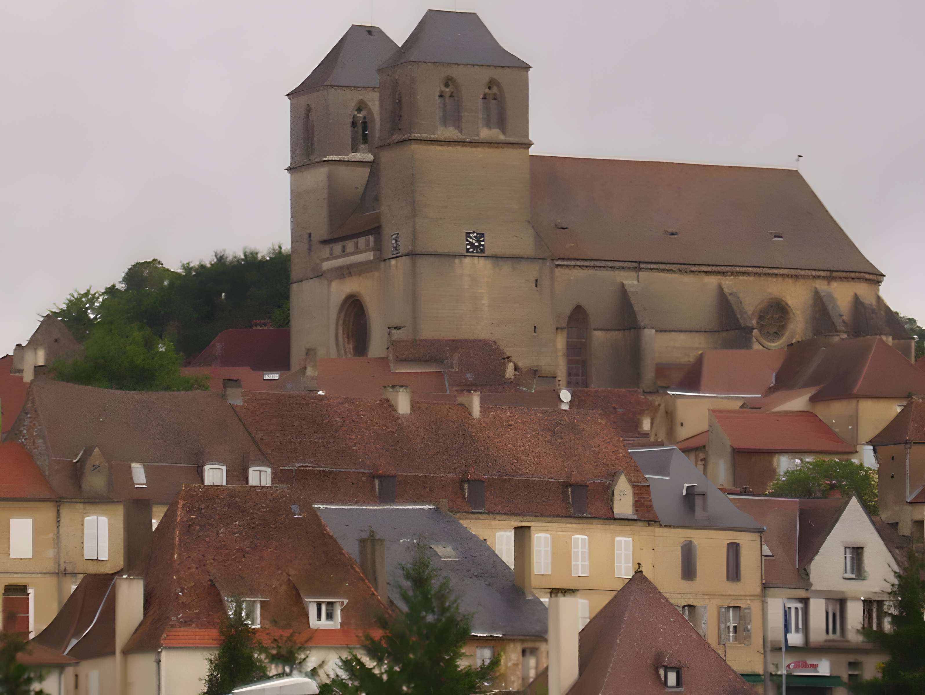 Église Saint-Pierre de Gourdon