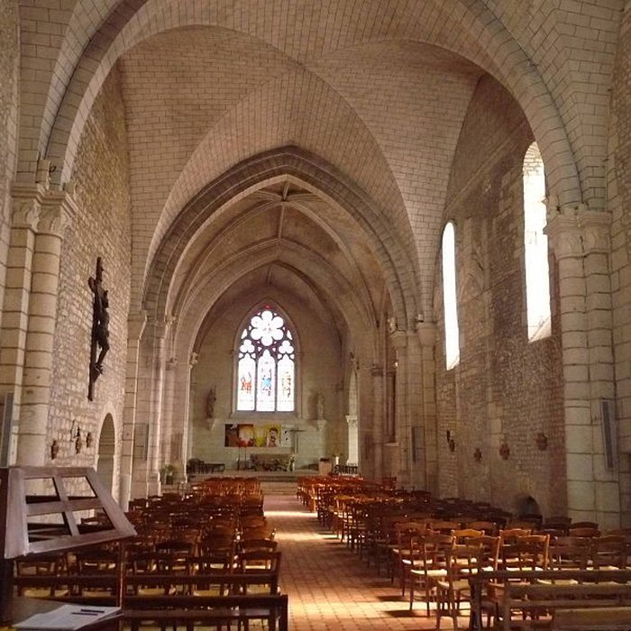 Photo de Église Saint-Pierre de Jarnac