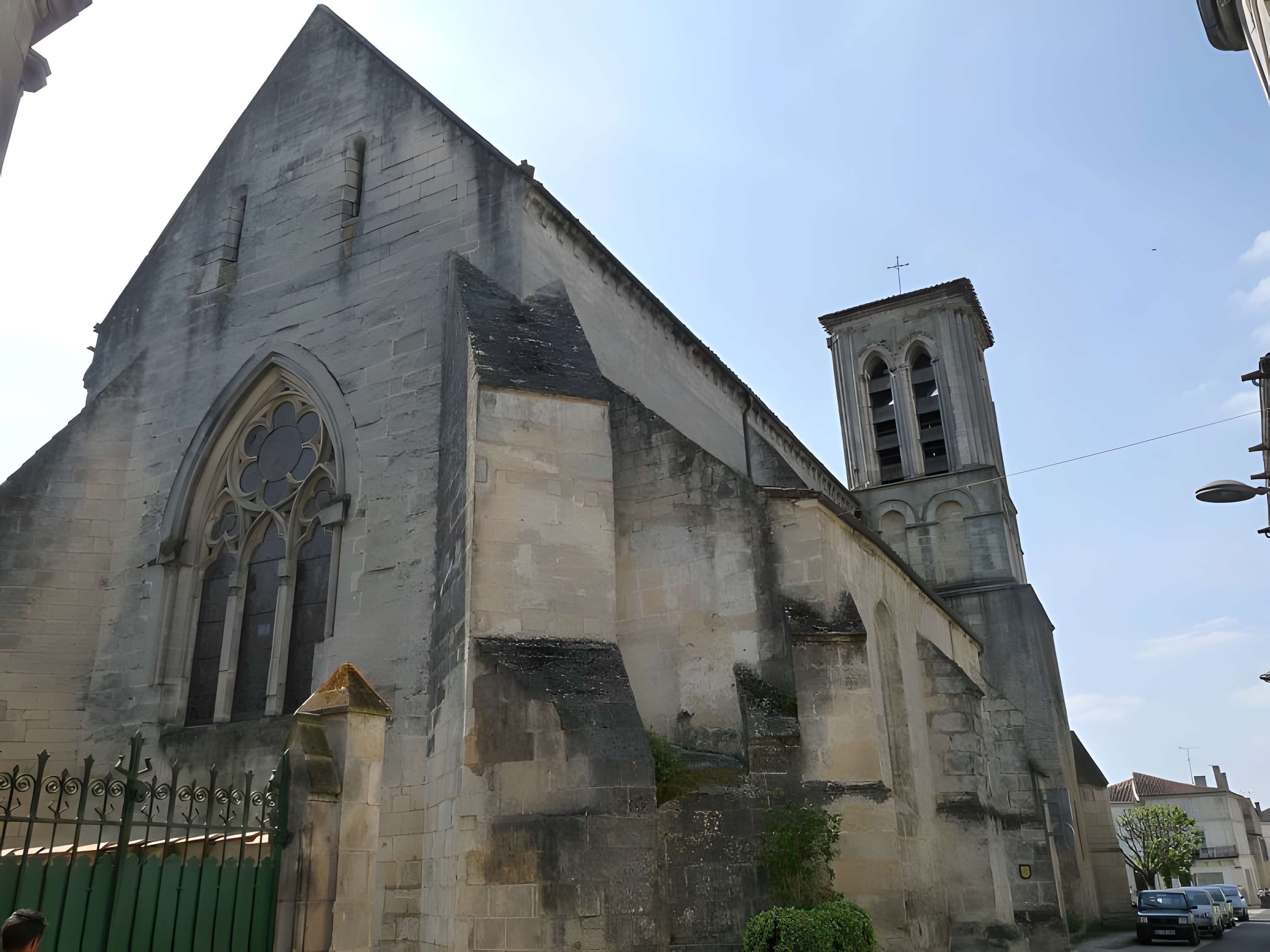 Église Saint-Pierre de Jarnac