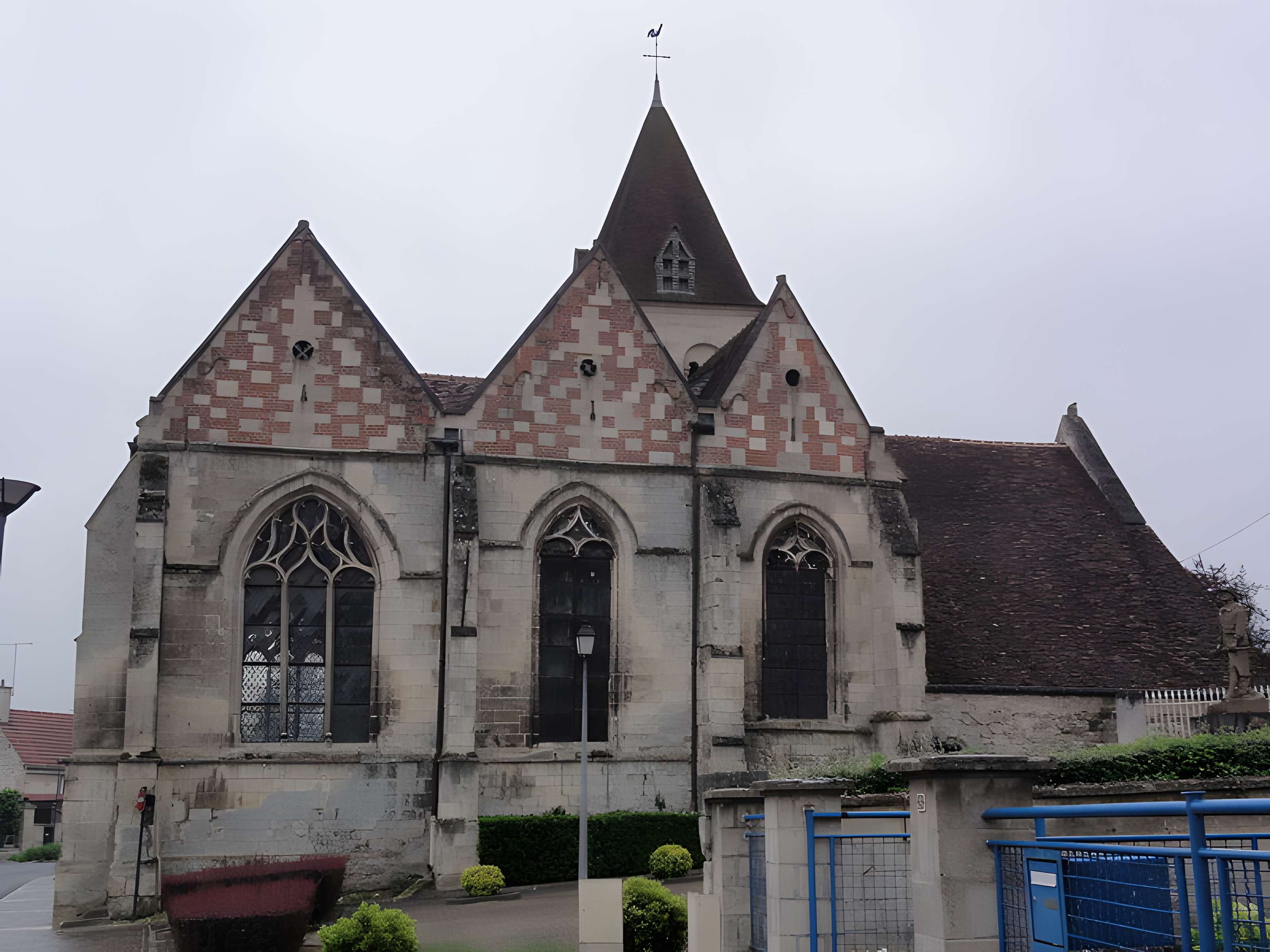 Église Saint-Pierre de Jaux