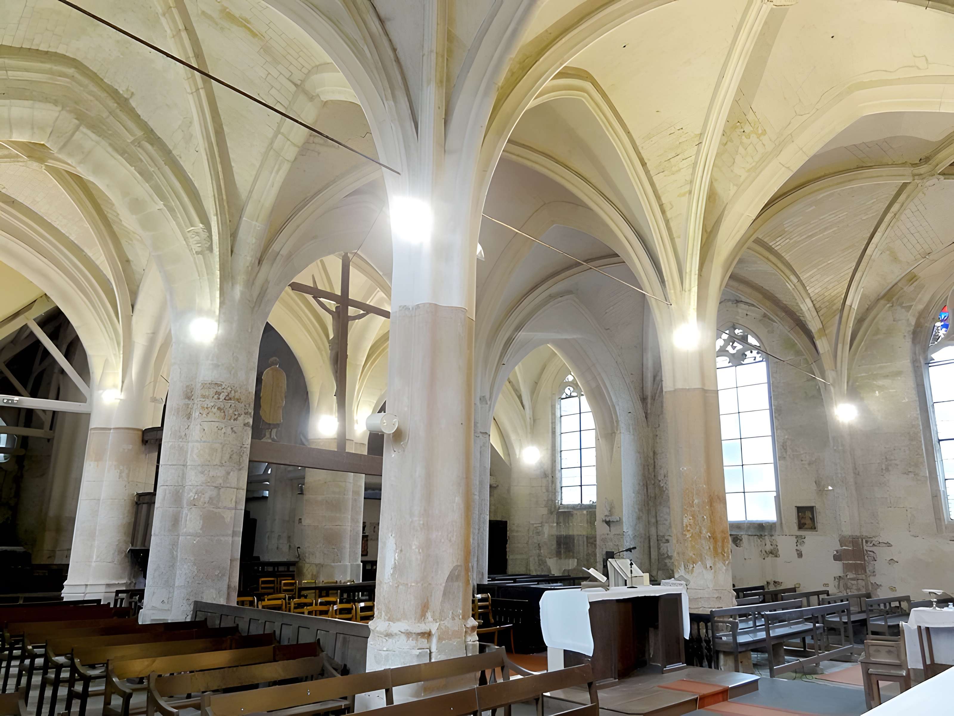 Église Saint-Pierre de Jaux