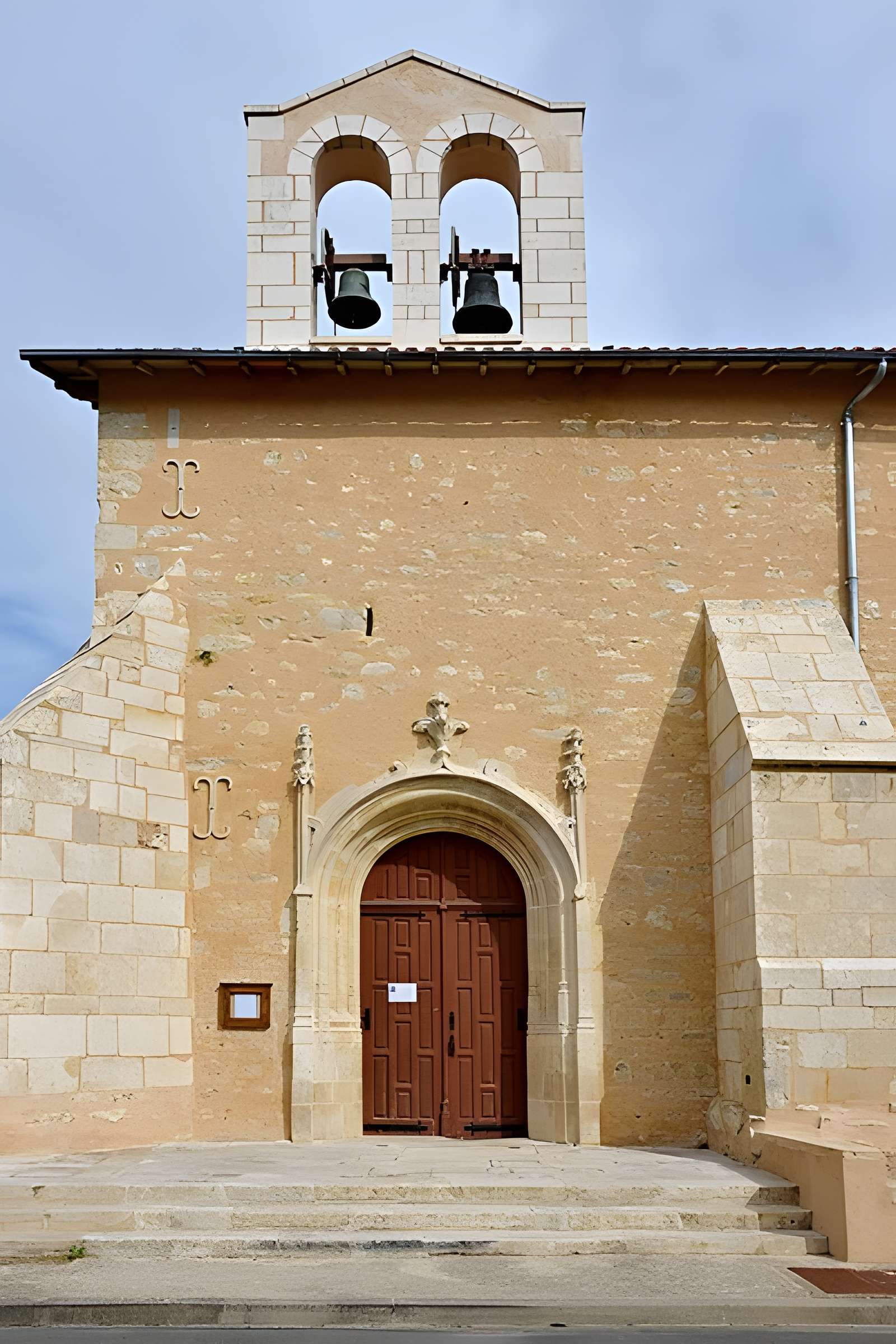 Église Saint-Pierre de La Chapelle-Bâton