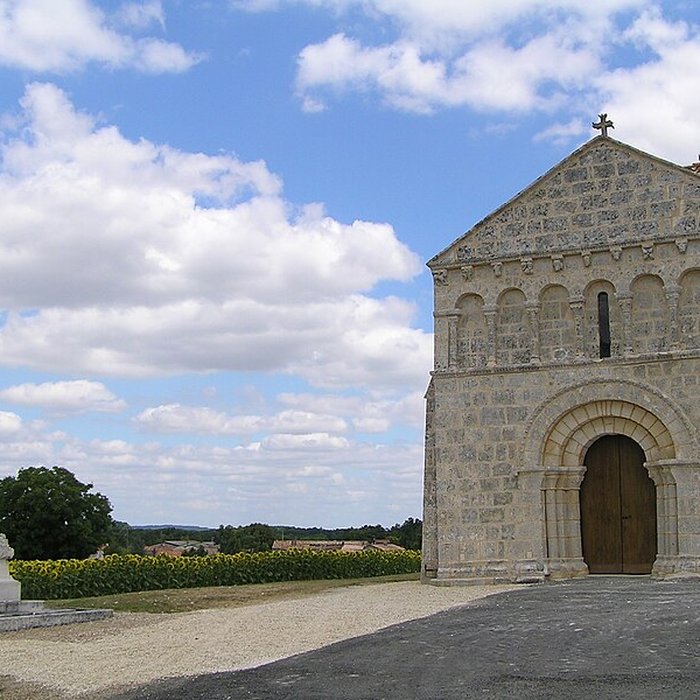 Photo de Église Saint-Pierre de Lagarde-sur-le-Né