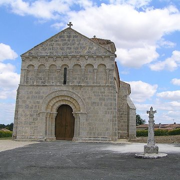 Église Saint-Pierre de Lagarde-sur-le-Né