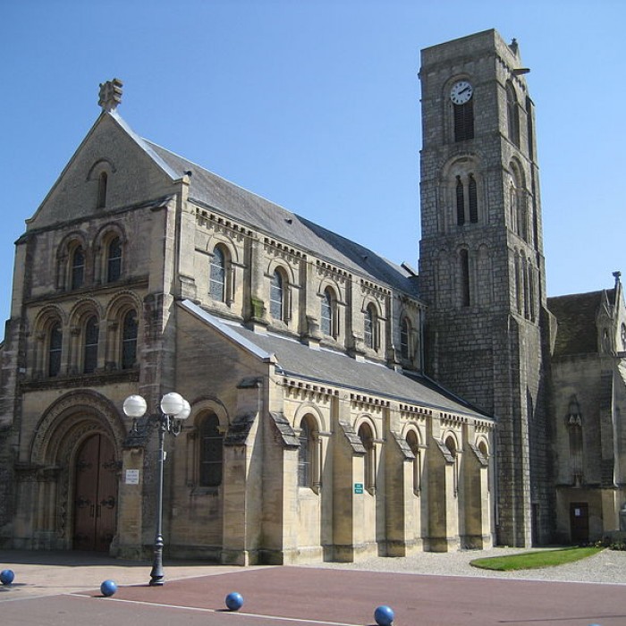 Photo de Église Saint-Pierre de Lion-sur-Mer