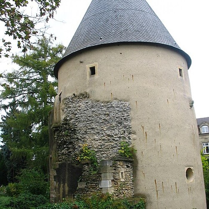 Photo de Vestiges de lenceinte du Moyen-Age