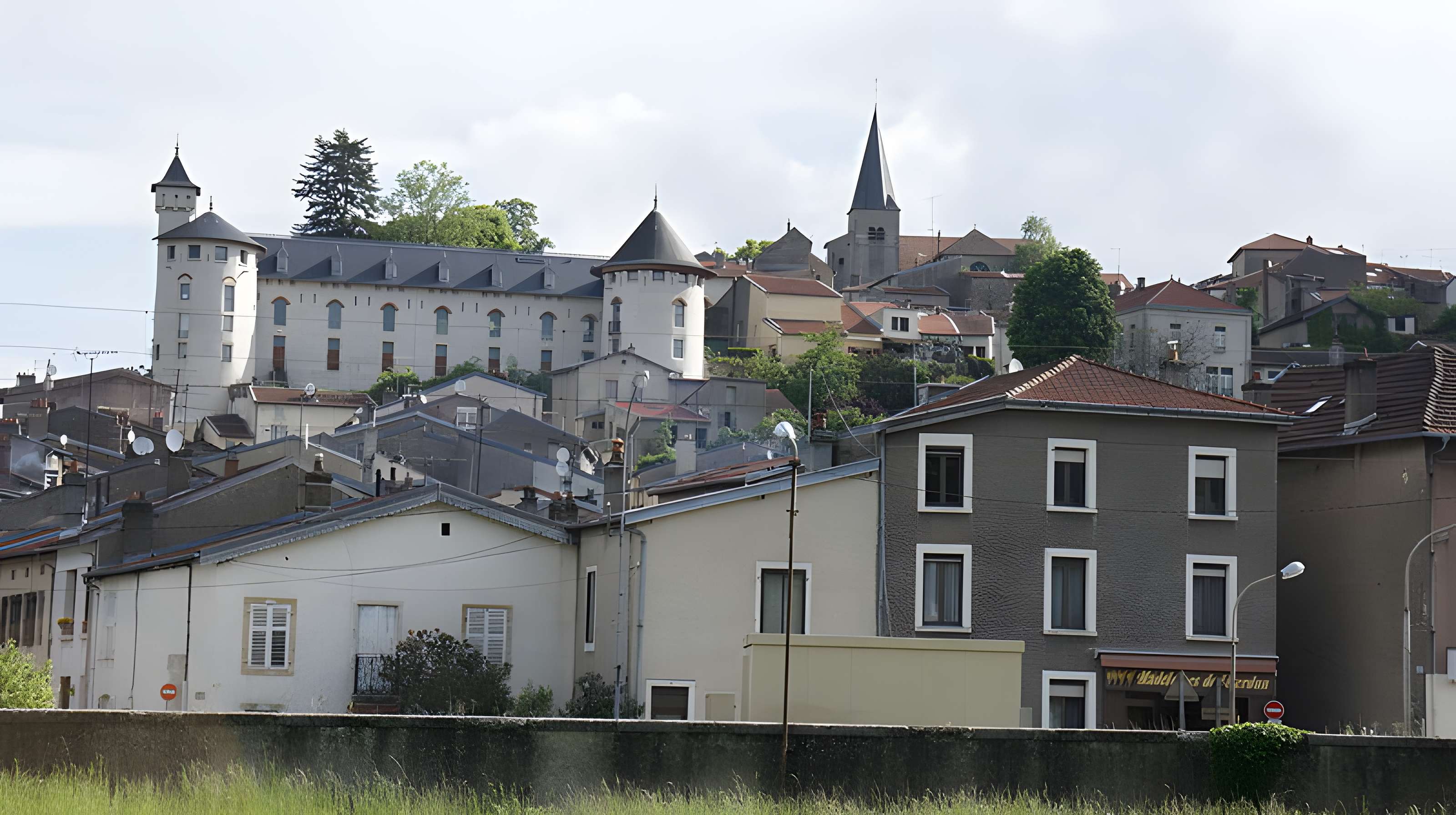 Église Saint-Pierre de Liverdun
