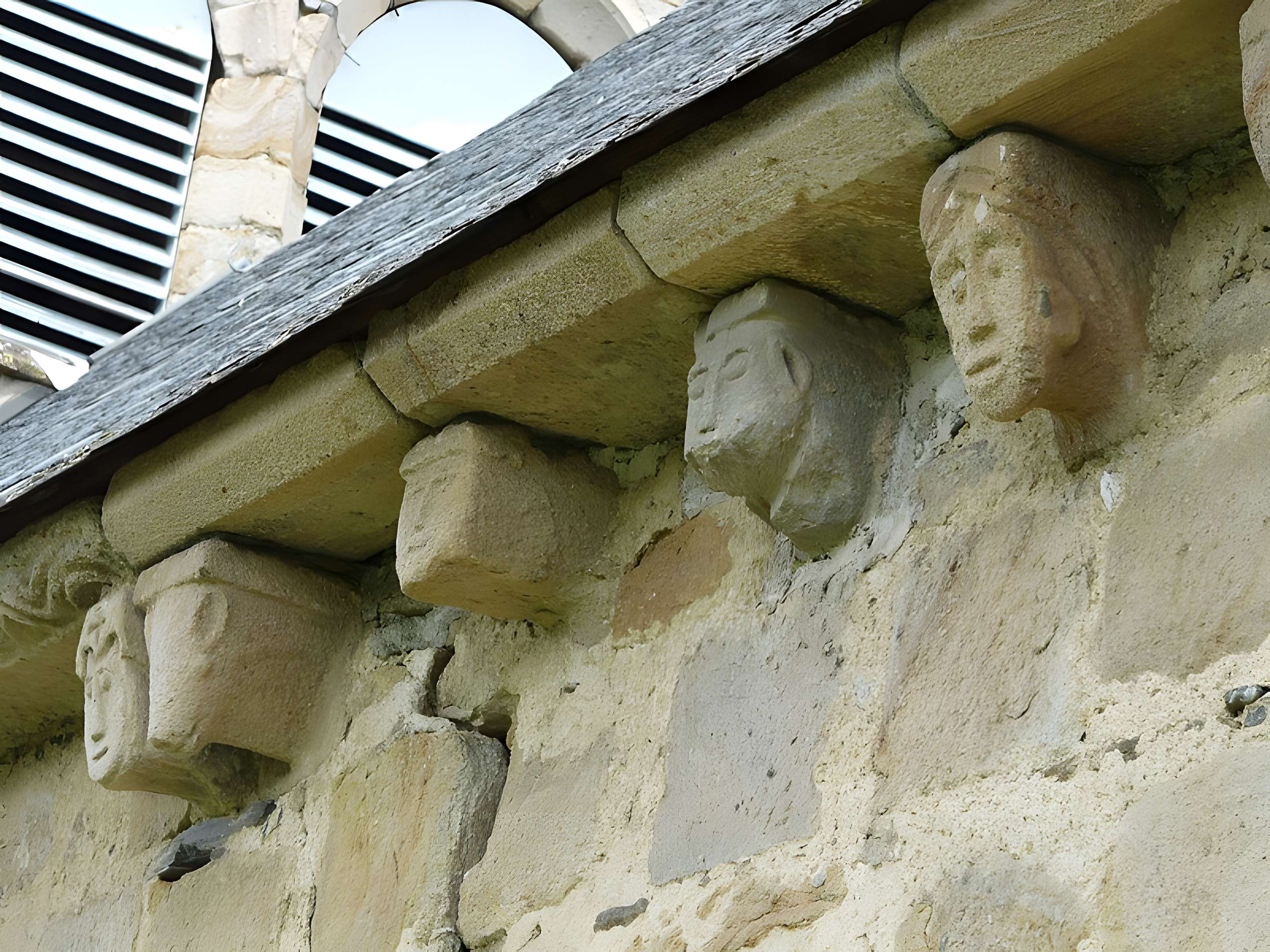 Église Saint-Pierre de Messeix