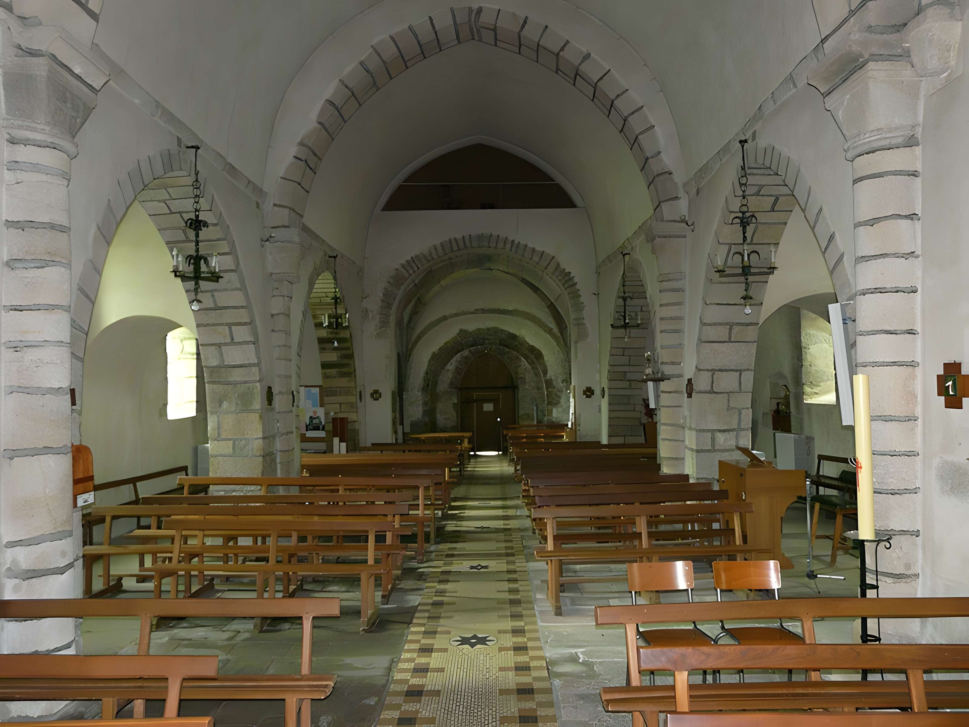 Église Saint-Pierre de Messeix