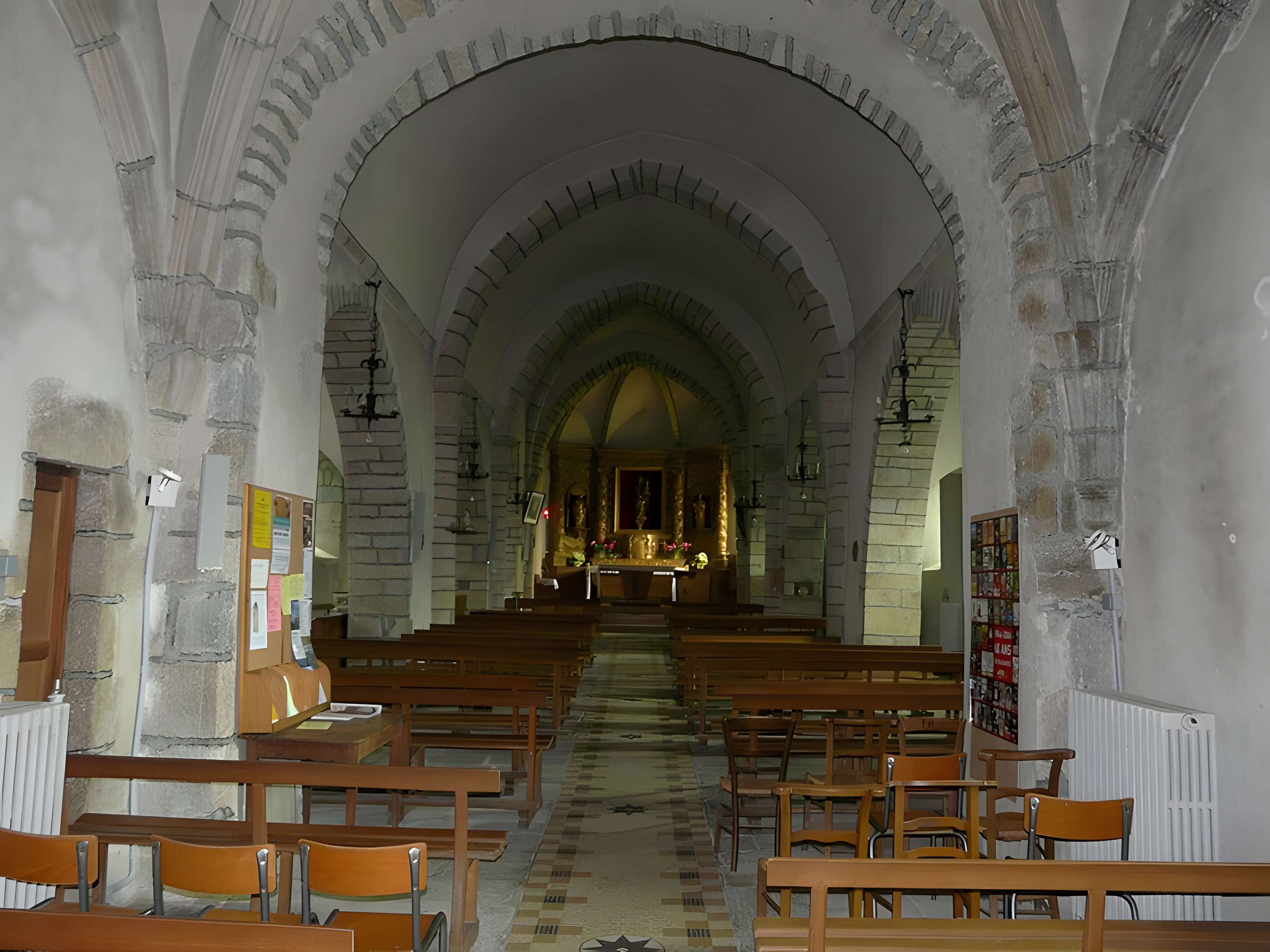 Église Saint-Pierre de Messeix
