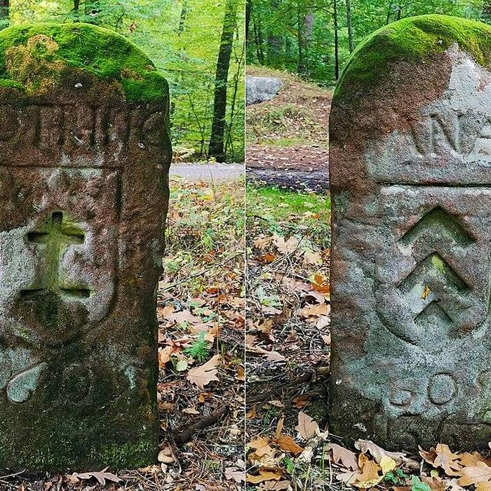 Photo de Anciennes bornes frontières des bans de Philippsbourg et dEguelshardt