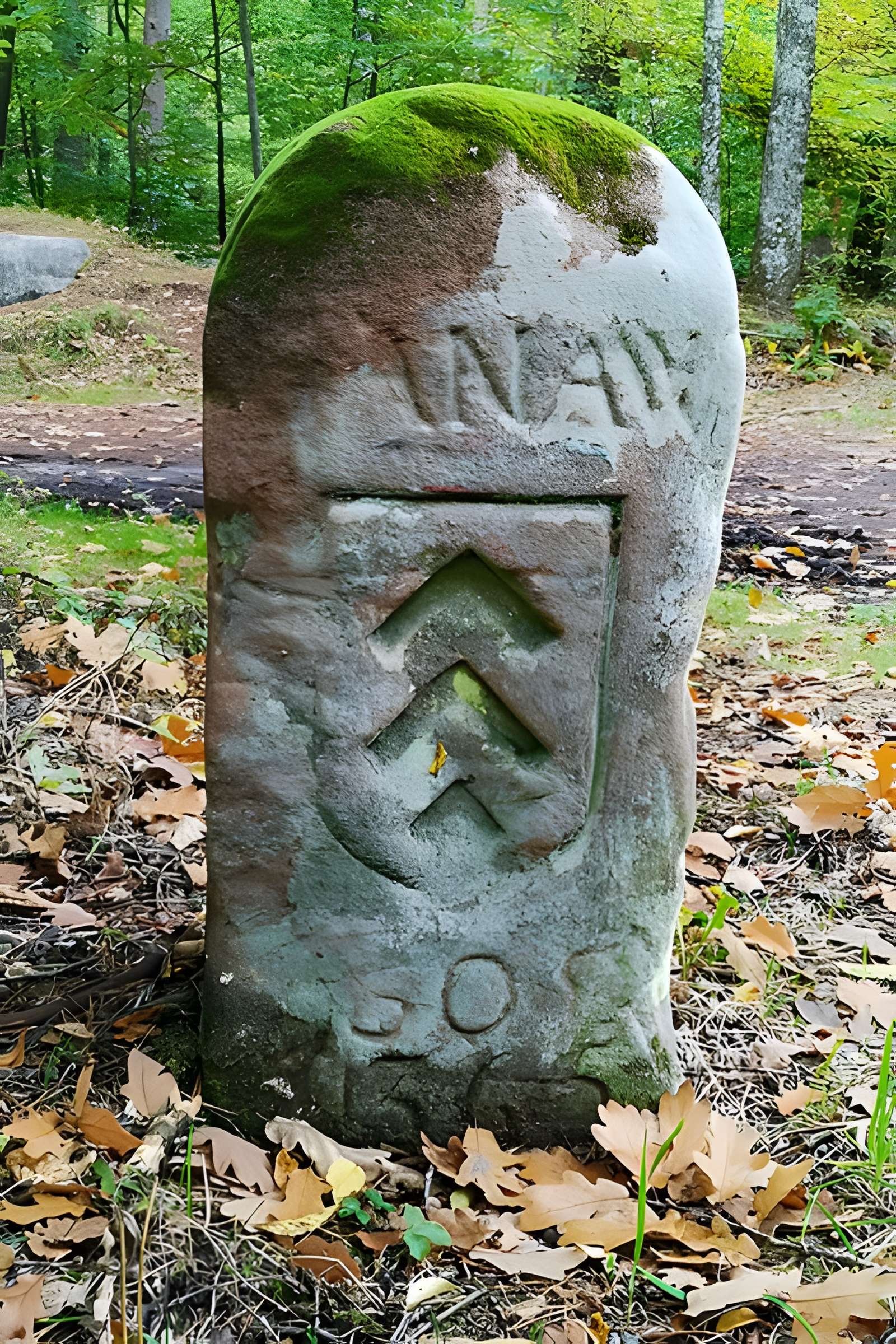 Anciennes bornes frontières des bans de Philippsbourg et d'Eguelshardt