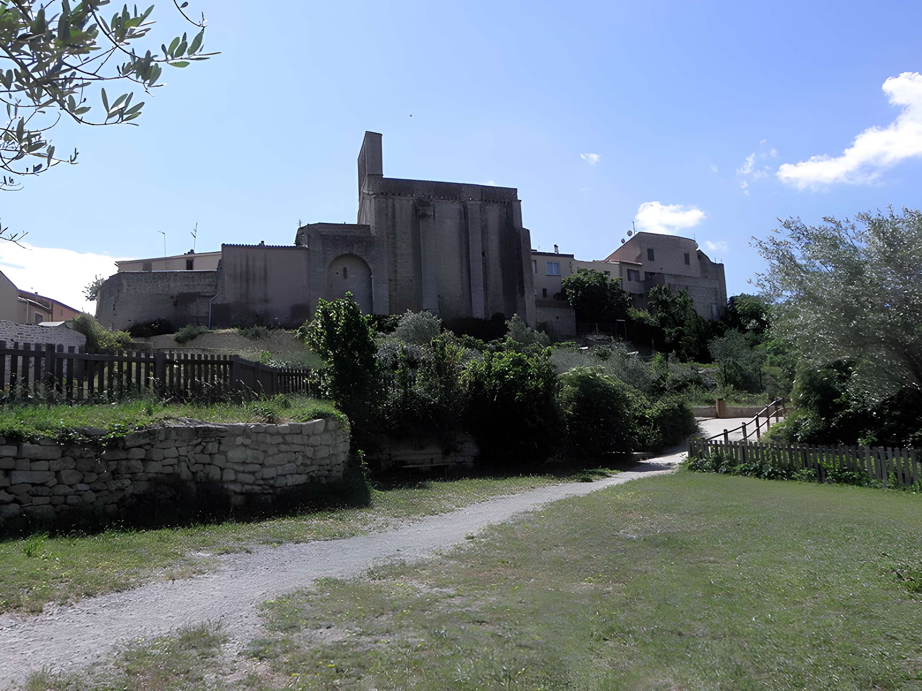 Église Saint-Pierre de Montbazin