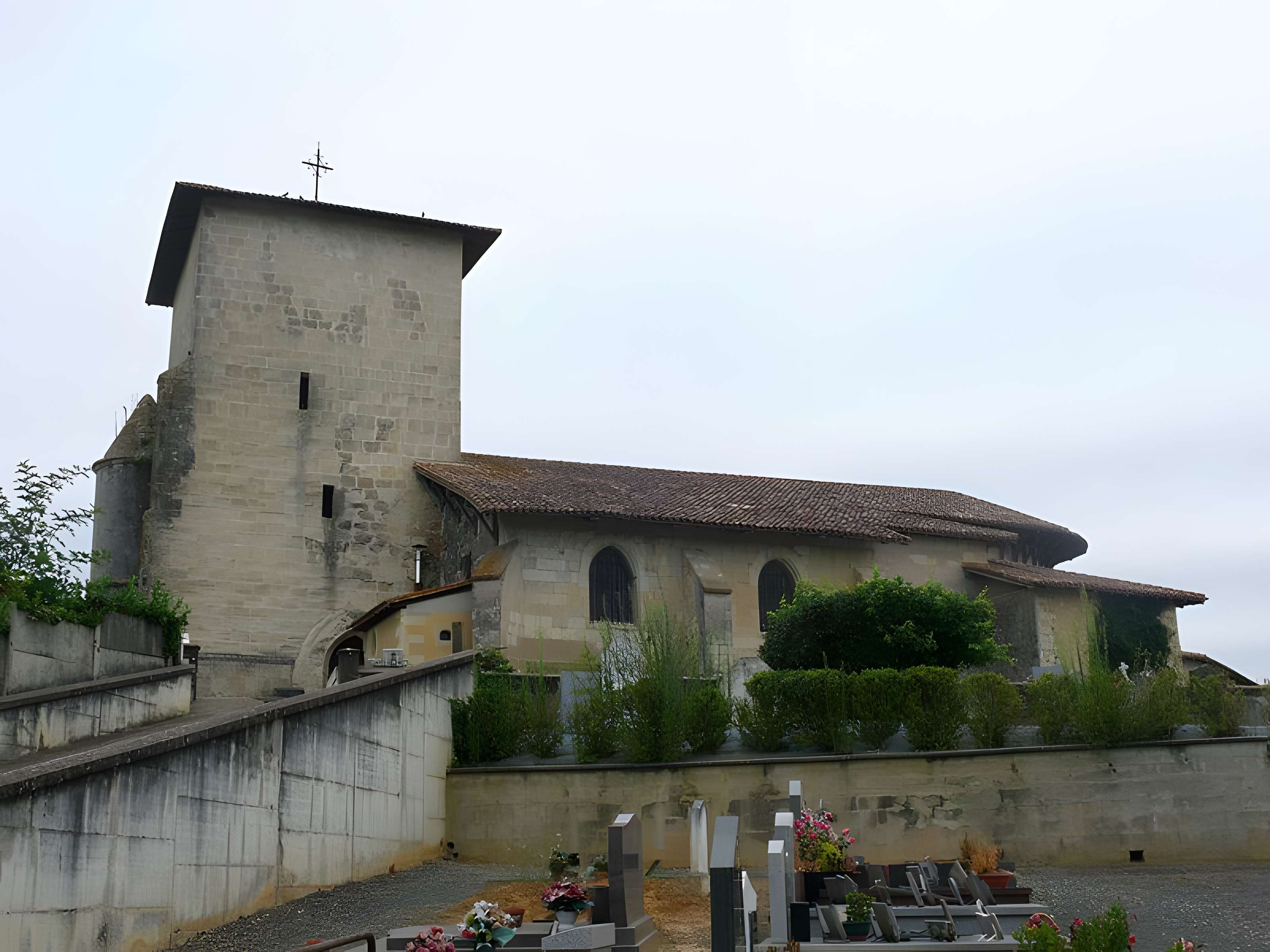 Église Saint-Pierre de Montfort-en-Chalosse