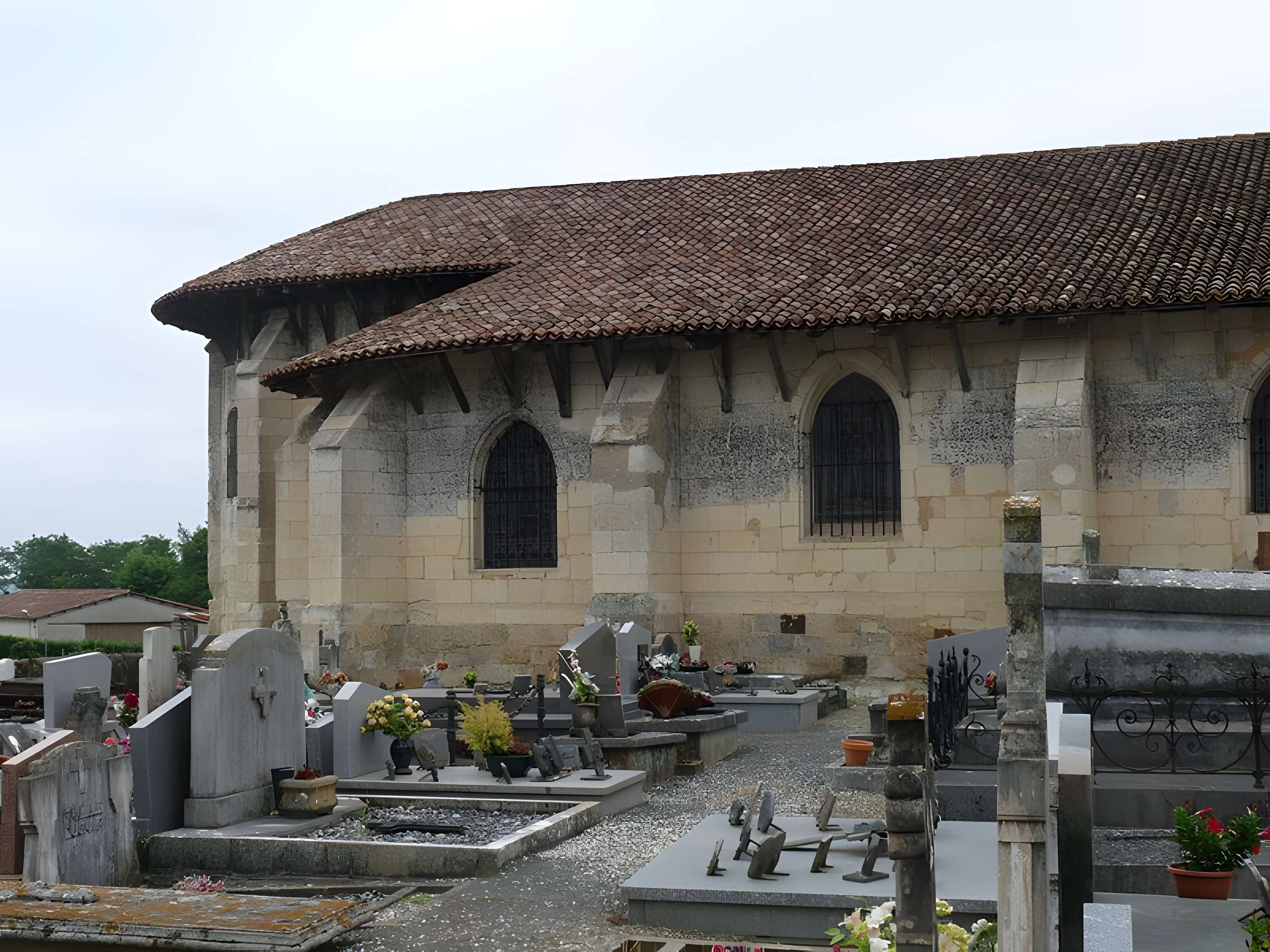 Église Saint-Pierre de Montfort-en-Chalosse