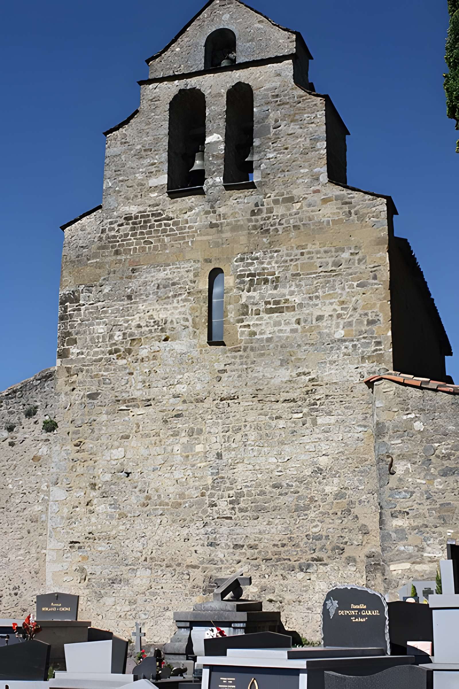 Église Saint-Pierre de Montgauch