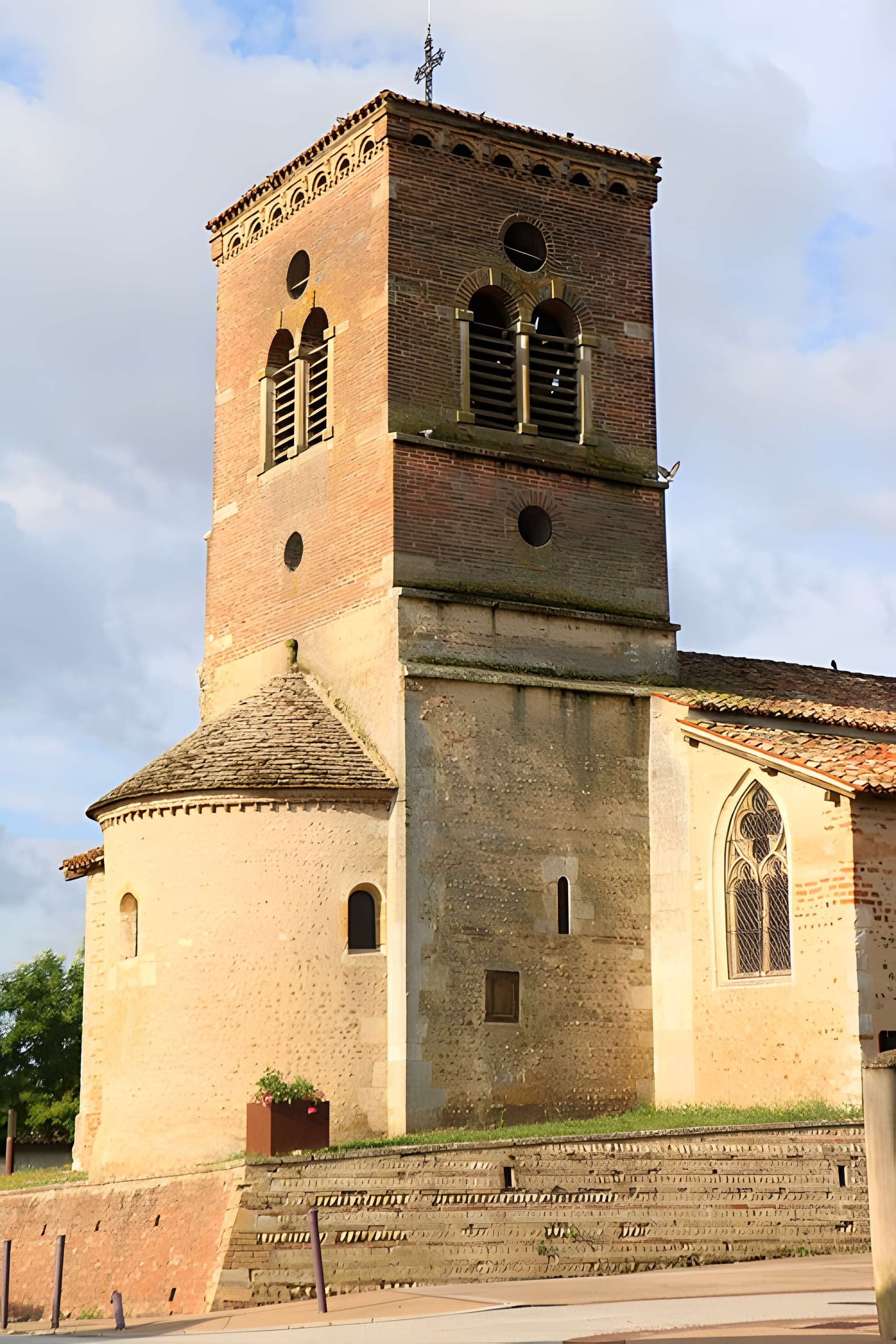 Église Saint-Pierre de Monthieux
