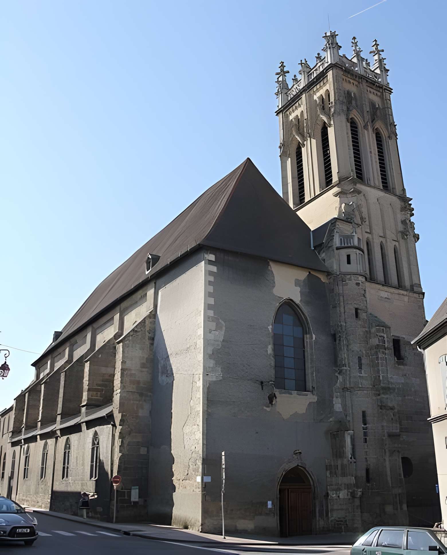 Église Saint-Pierre de Moulins 