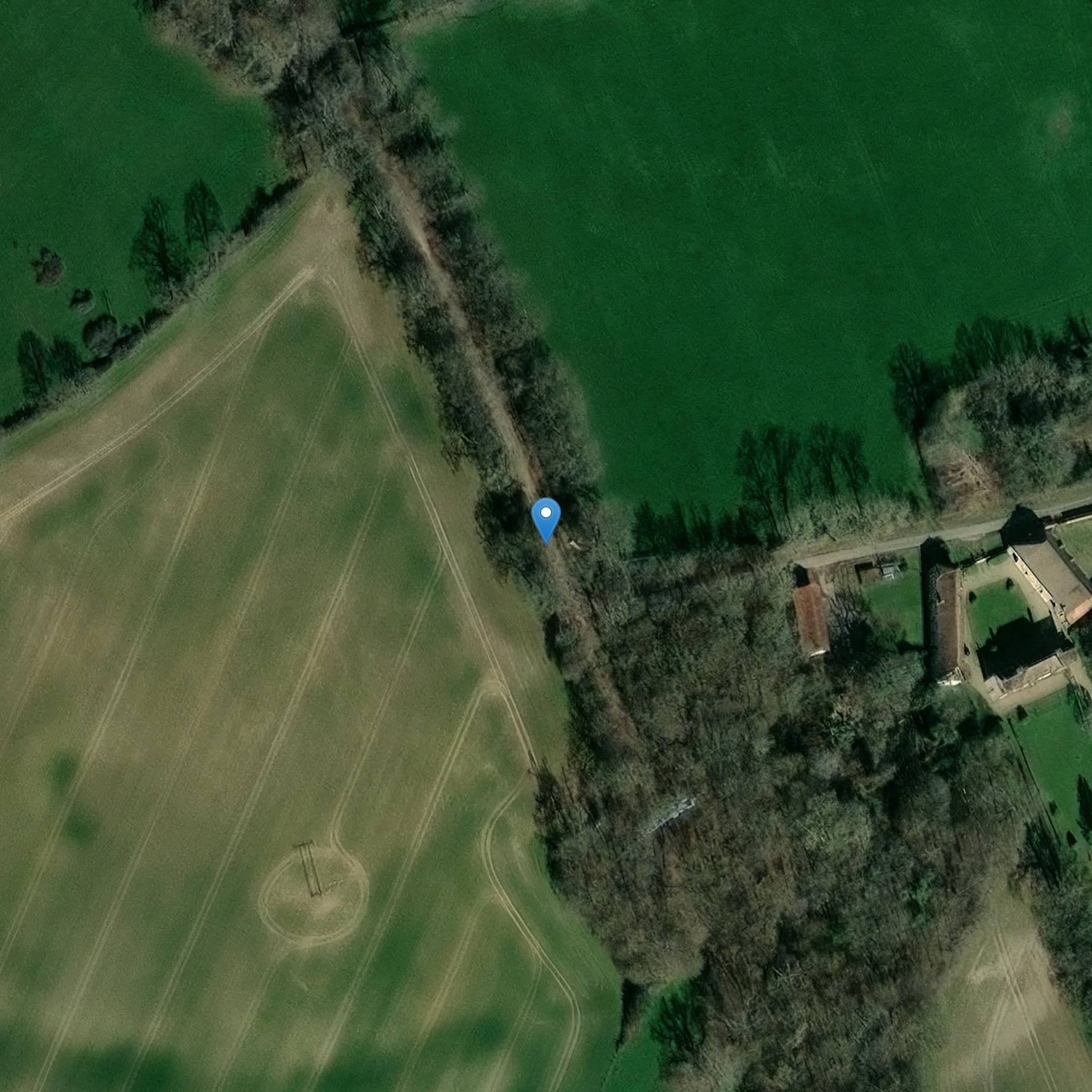 Photo de 旧ロイヤルロード