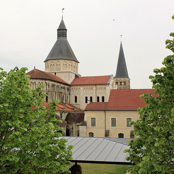 Photo de Eglise priorale Sainte-Croix