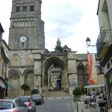 Eglise priorale Sainte-Croix