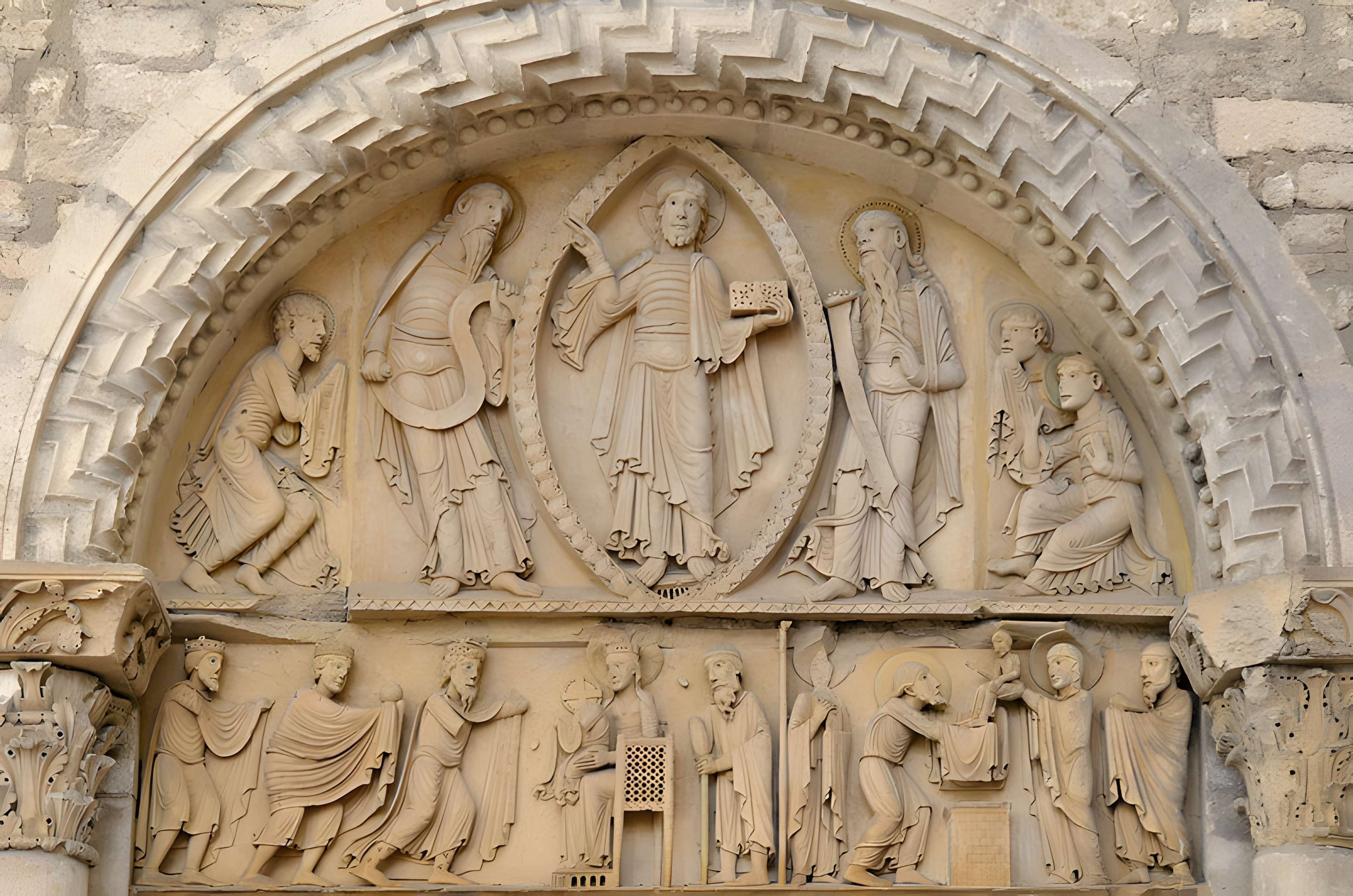 Eglise priorale Sainte-Croix