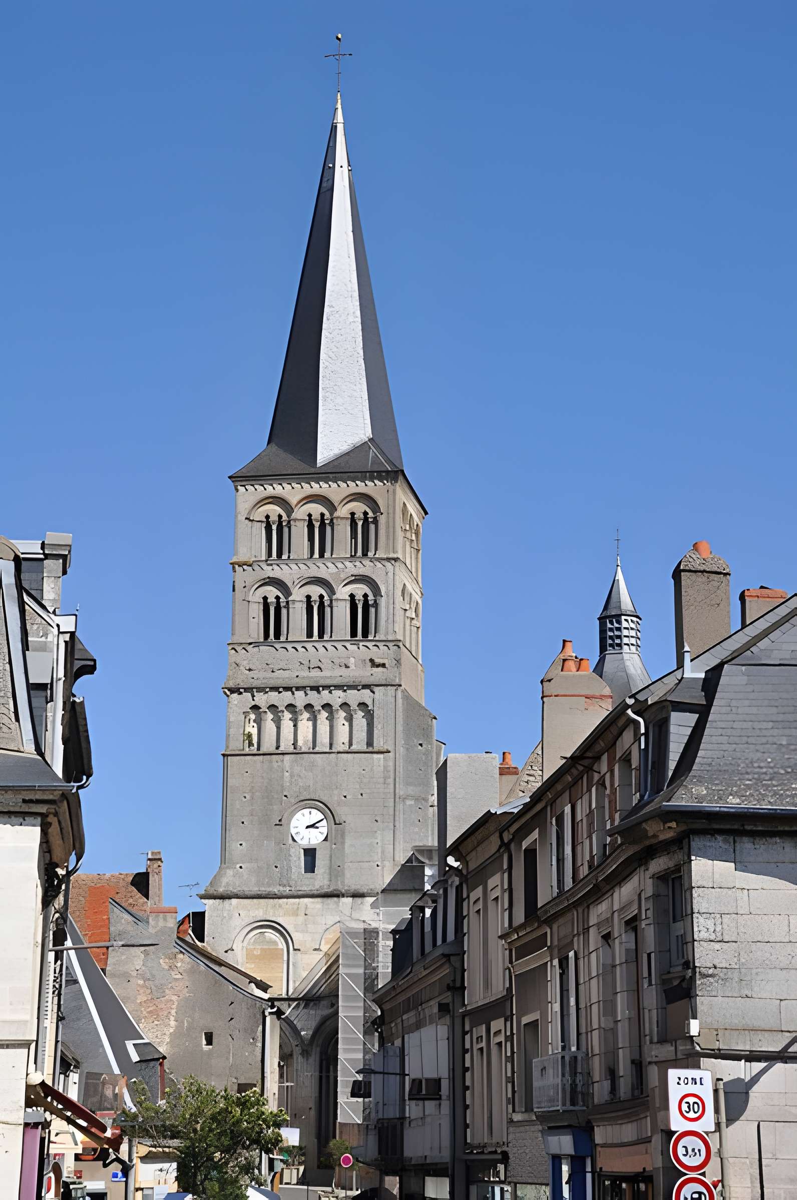 Eglise priorale Sainte-Croix