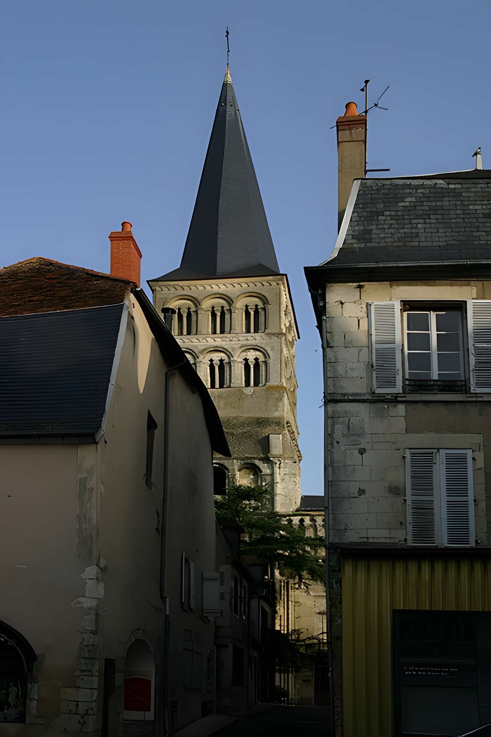 Eglise priorale Sainte-Croix