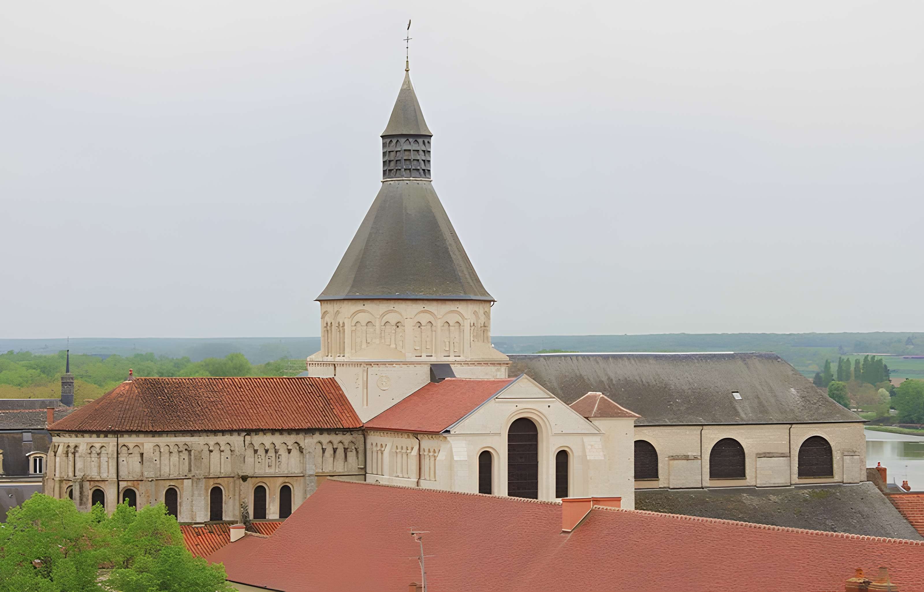 Eglise priorale Sainte-Croix