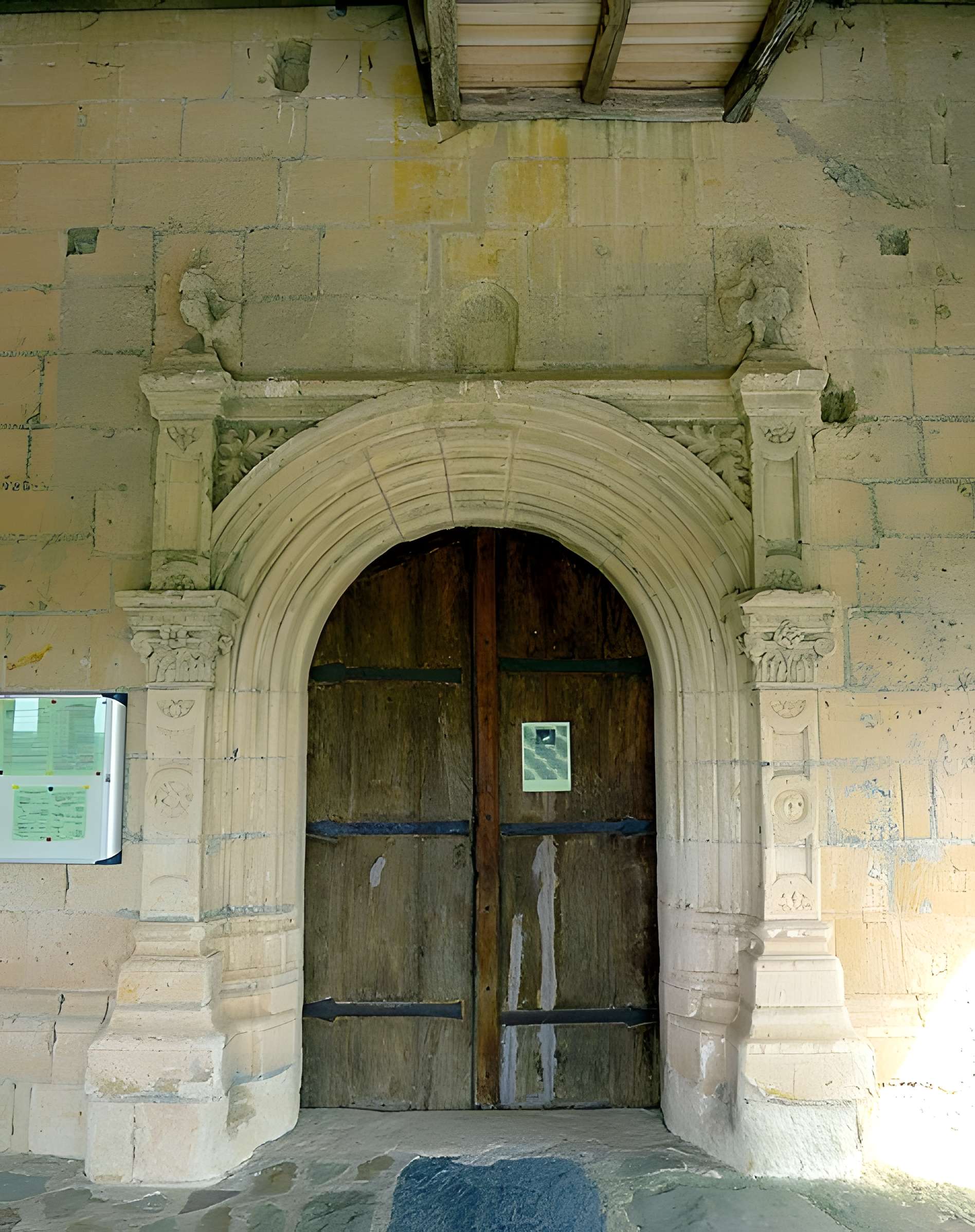 Église Saint-Pierre de Parnay