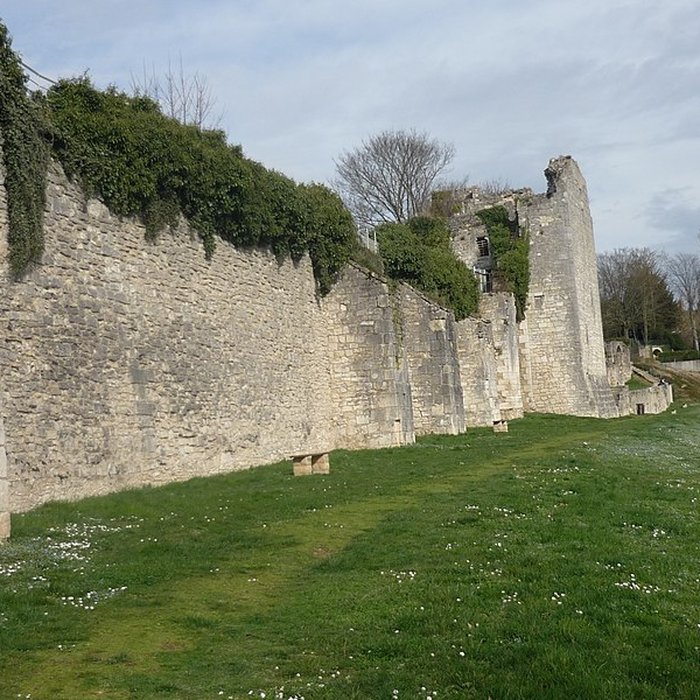 Photo de Remparts restes