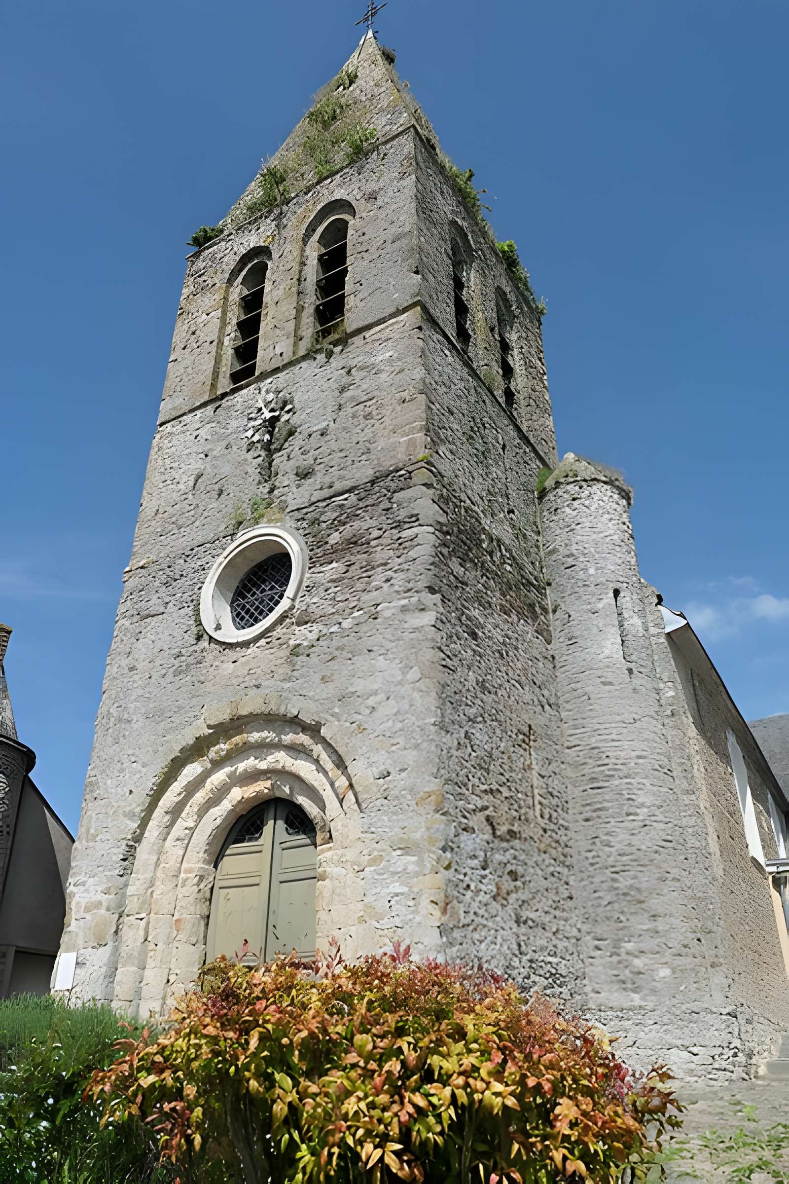 Église Saint-Pierre de Parné-sur-Roc