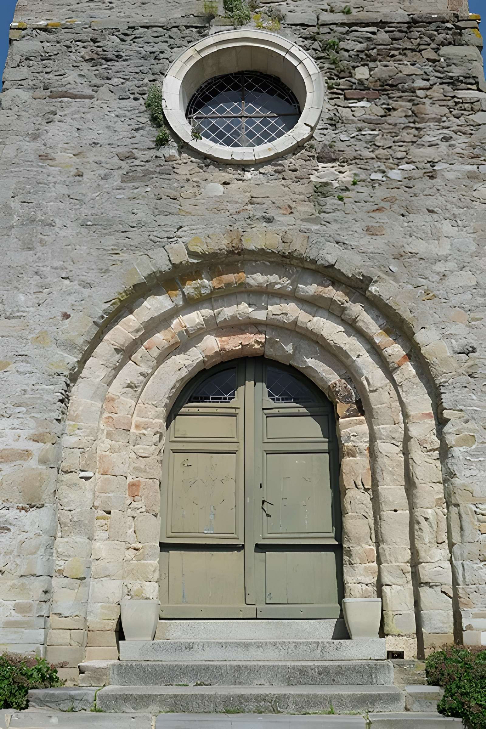 Église Saint-Pierre de Parné-sur-Roc