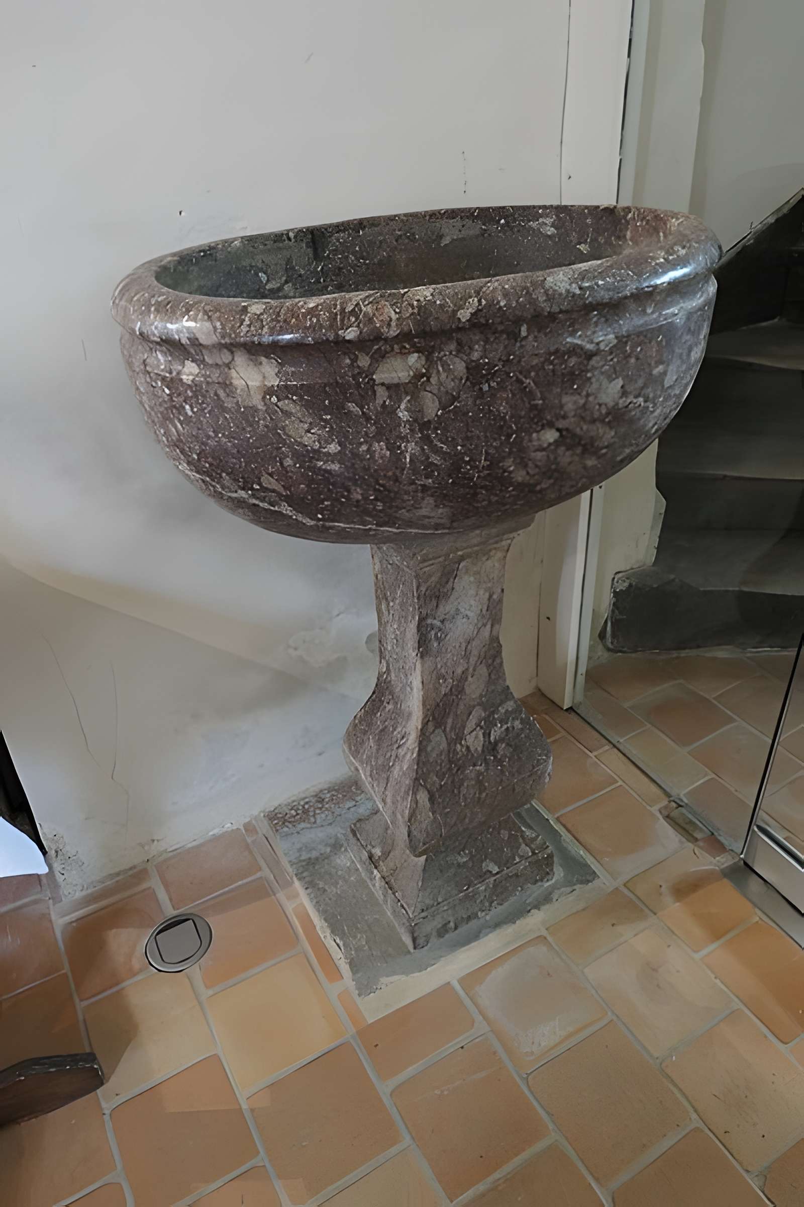 Église Saint-Pierre de Parné-sur-Roc