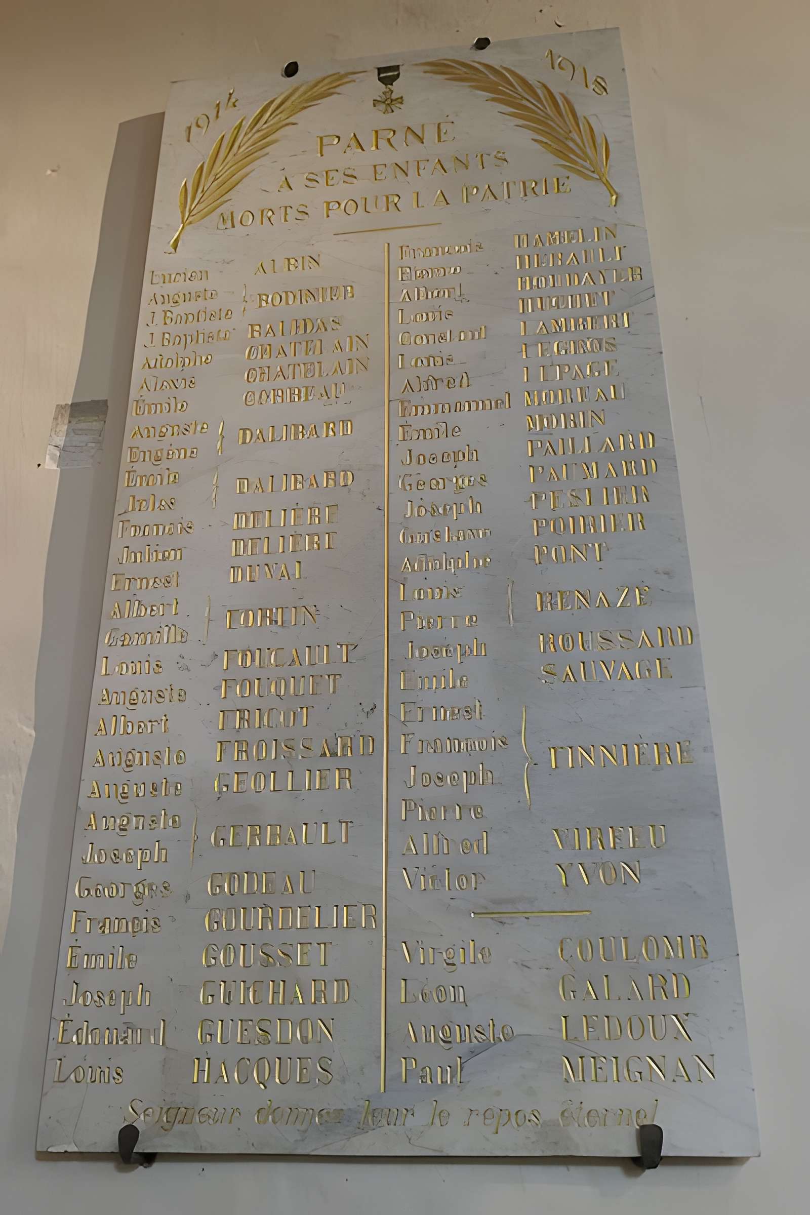 Église Saint-Pierre de Parné-sur-Roc