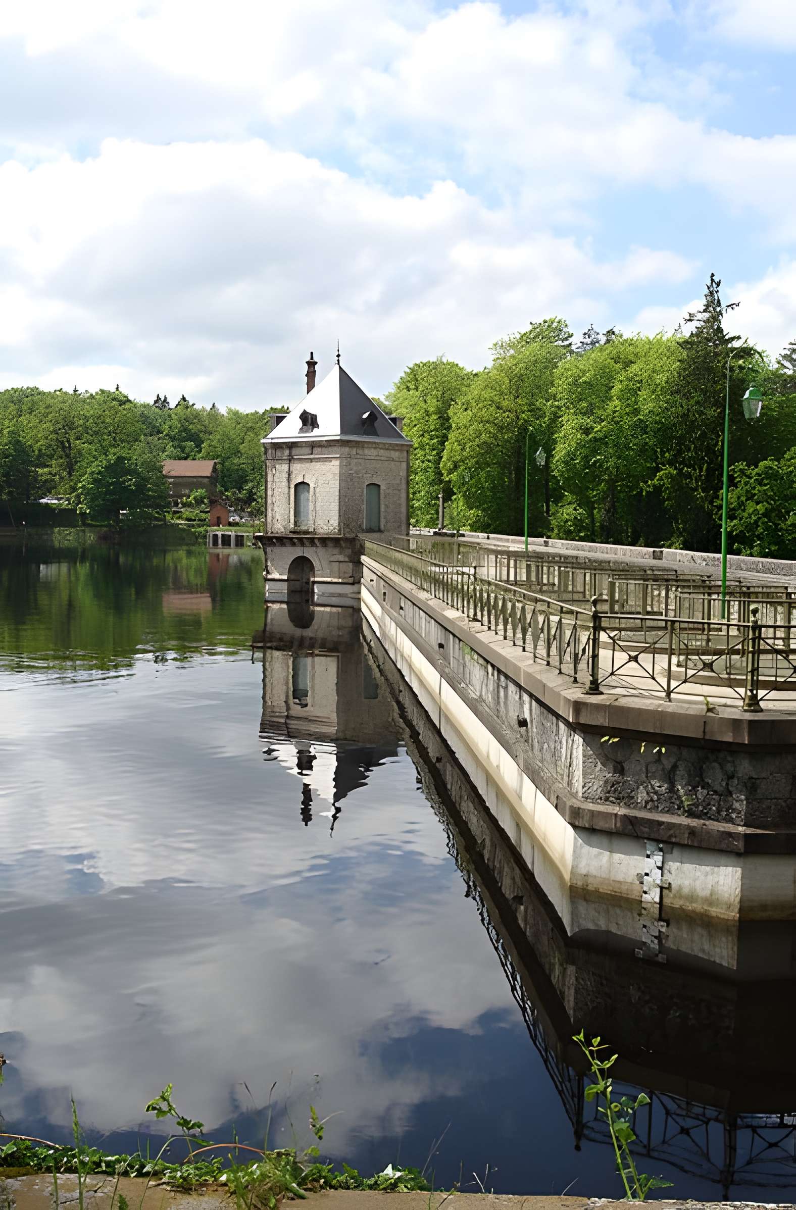 Barrage du lac des Settons
