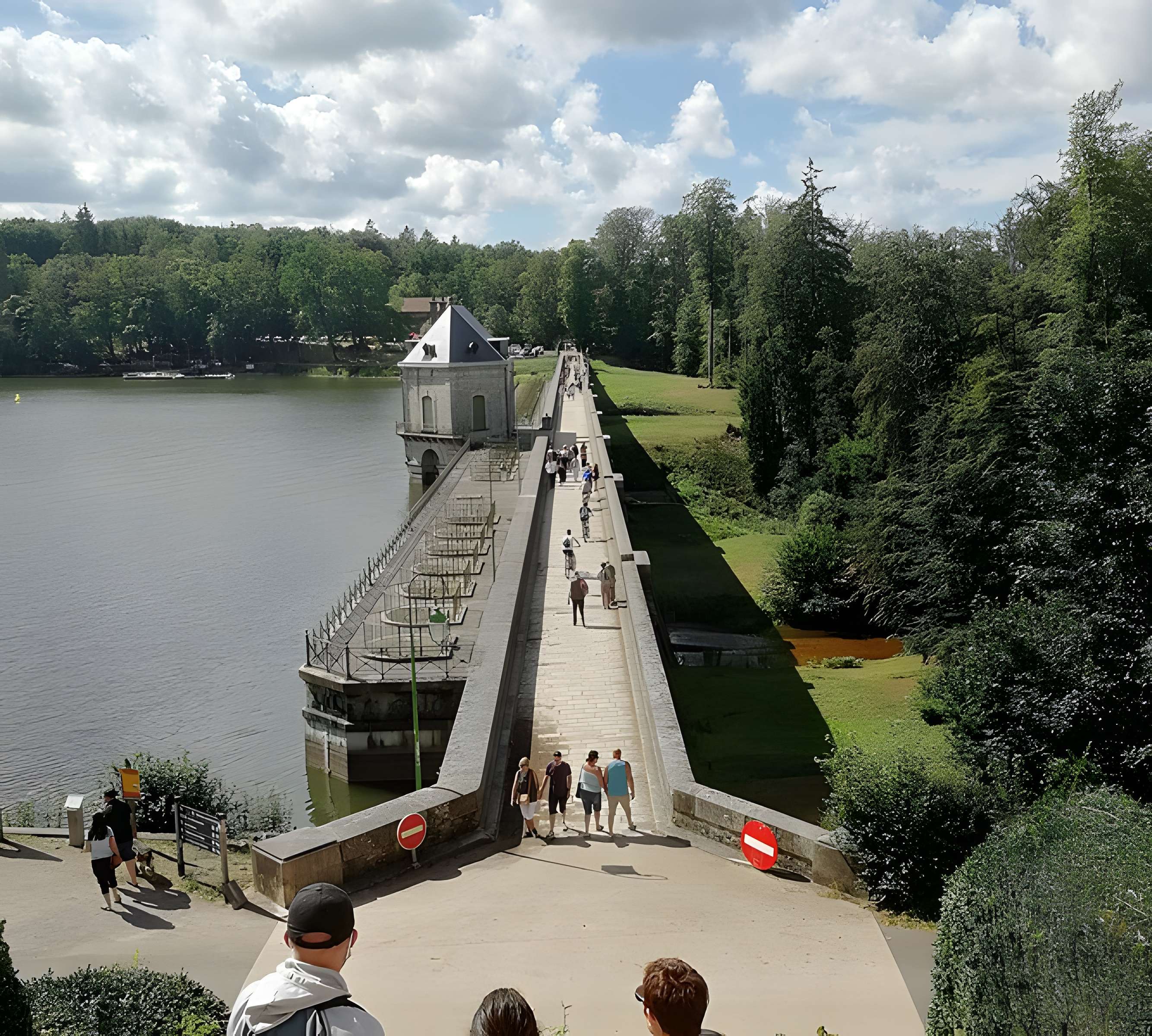 Barrage du lac des Settons
