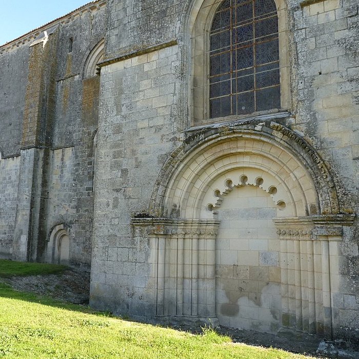 Photo de Église Saint-Pierre de Pérignac