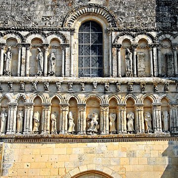 Église Saint-Pierre de Pérignac