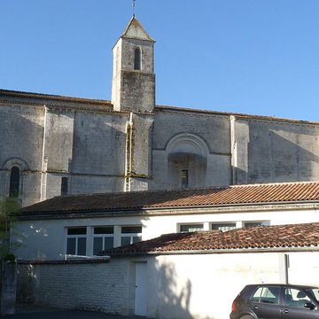 Église Saint-Pierre de Pérignac