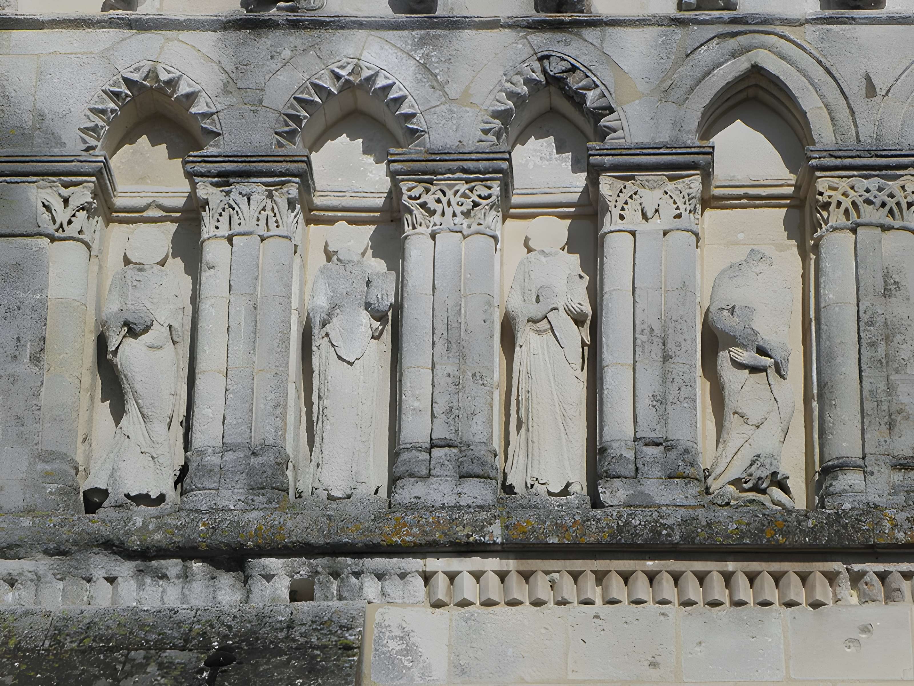 Église Saint-Pierre de Pérignac