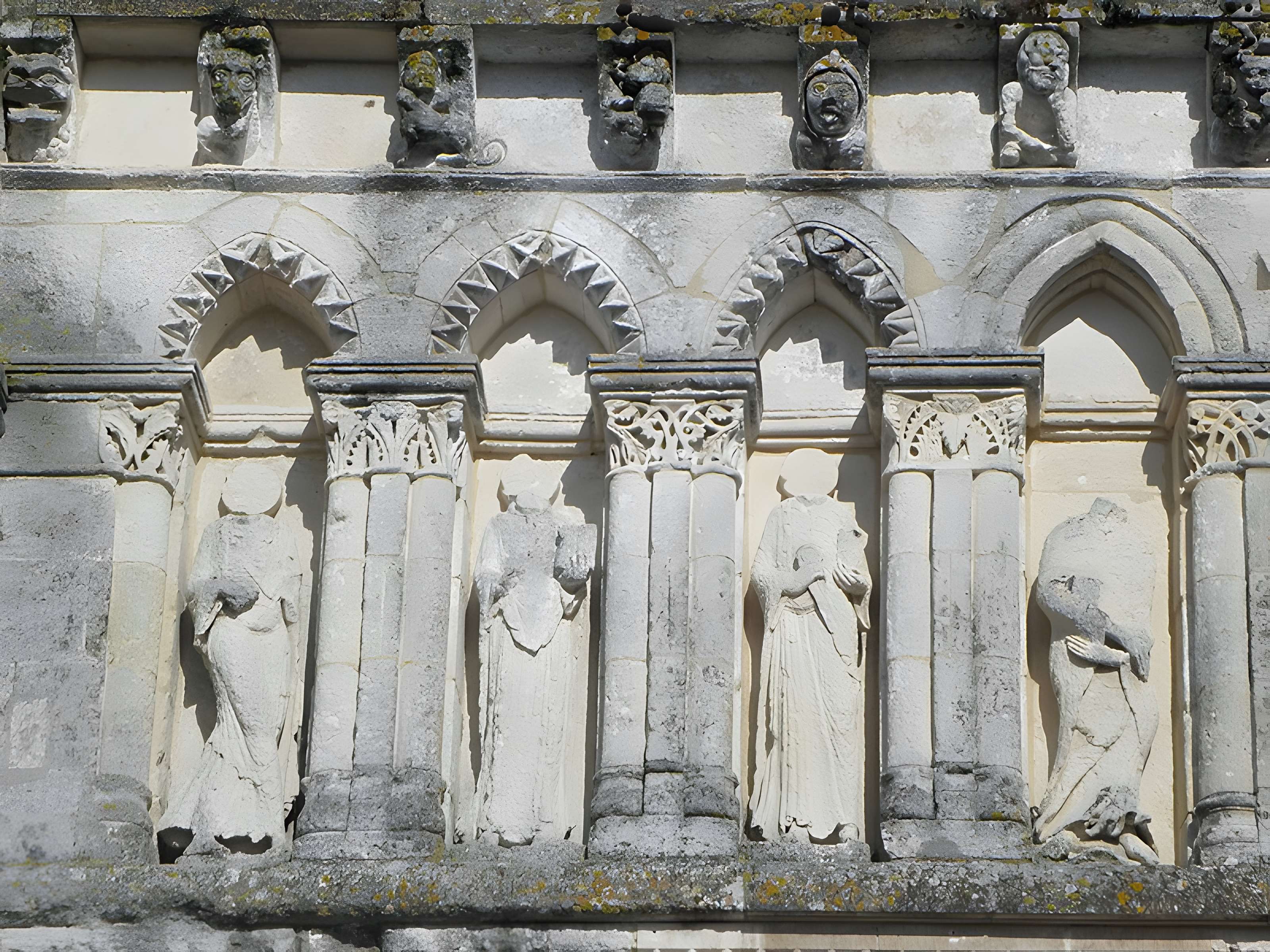 Église Saint-Pierre de Pérignac